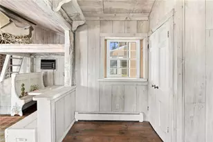 77 Ausdale Rd, Cranston, RI 02910 - Photo 16