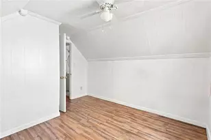 71 Ash Ave, Cranston, RI 02910 - Photo 16