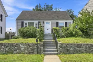 71 Ash Ave, Cranston, RI 02910 - Photo 1