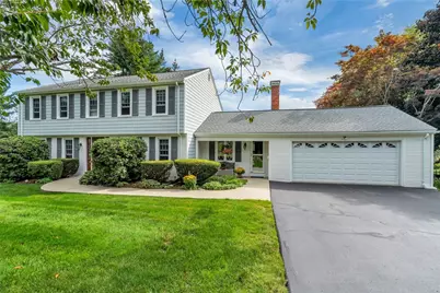 43 Countryside Drive, Cumberland, RI 02864 - Photo 2