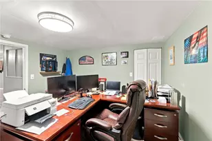 95 Thomas Leighton Blvd, Cumberland, RI 02864 - Photo 12