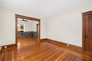 92 Chestnut Ave, Cranston, RI 02910 - Photo 12