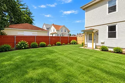 92 Chestnut Avenue, Cranston, RI 02910 - Photo 36