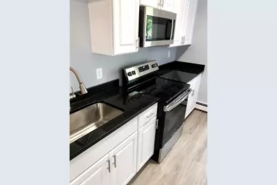 392 Carrington Avenue, Woonsocket, RI 02895 - Photo 4