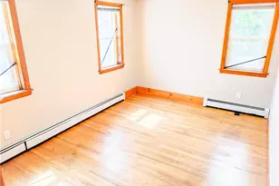 63 School St, East Providence, RI 02914 - Photo 4