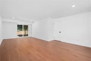 18 Pleasant View Ave, Johnston, RI 02919 - Photo 18