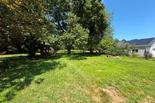 2447 Division Rd, East Greenwich, RI 02818 - Photo 28