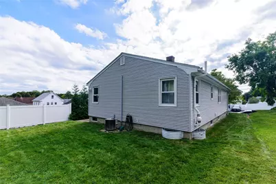 105 Walnut Street, Johnston, RI 02919 - Photo 2