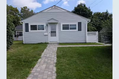 13 Buck Road #A, Middletown, RI 02842 - Photo 1