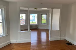 32 Sisson St, Pawtucket, RI 02860 - Photo 20