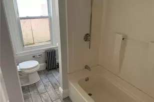 32 Sisson St, Pawtucket, RI 02860 - Photo 22