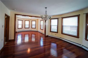 26 Alice St, East Providence, RI 02914 - Photo 2