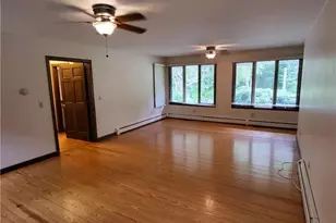 213 Narrow Ln, North Kingstown, RI 02852 - Photo 2