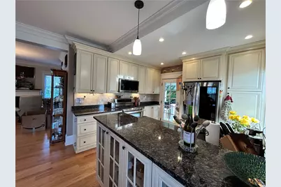 120 Hope Street, Bristol, RI 02809 - Photo 6