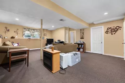 16 Dresden Street, Cranston, RI 02910 - Photo 14