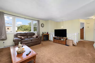 16 Dresden Street, Cranston, RI 02910 - Photo 6