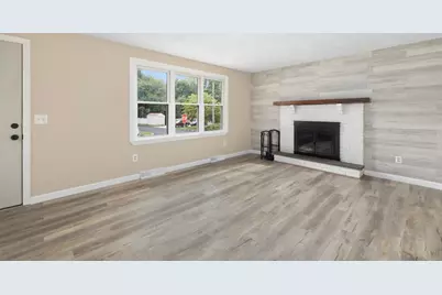 120 Tampa Street, West Warwick, RI 02893 - Photo 16