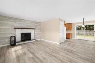 120 Tampa St, West Warwick, RI 02893 - Photo 8