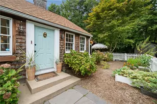 76 Nautilus St, Jamestown, RI 02835 - Photo 4