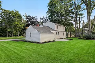 8 Pine Cone Dr, Barrington, RI 02806 - Photo 38