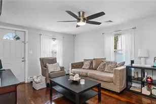 250 Benefit St, Pawtucket, RI 02861 - Photo 12