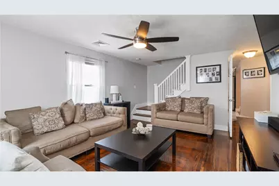250 Benefit Street, Pawtucket, RI 02861 - Photo 14