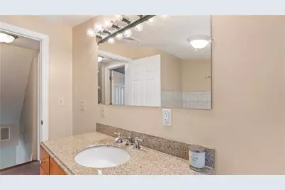 250 Benefit Street, Pawtucket, RI 02861 - Photo 16
