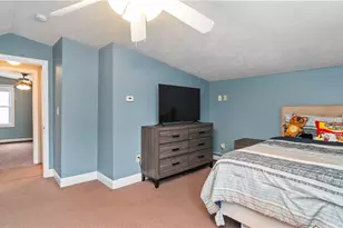 250 Benefit St, Pawtucket, RI 02861 - Photo 18