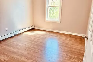 664 Plainfield St, Providence, RI 02909 - Photo 14