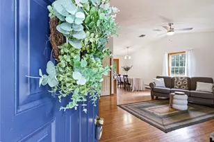 12 View St, Lincoln, RI 02865 - Photo 2