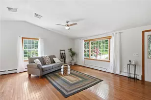 12 View St, Lincoln, RI 02865 - Photo 6