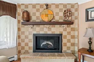 132 Davis Ave, Cranston, RI 02910 - Photo 20