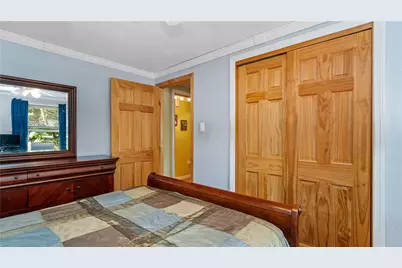 132 Davis Avenue, Cranston, RI 02910 - Photo 10