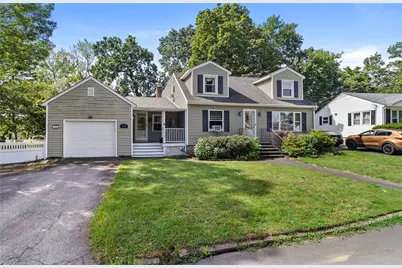 132 Davis Avenue, Cranston, RI 02910 - Photo 2