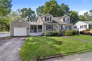 132 Davis Ave, Cranston, RI 02910 - Photo 2