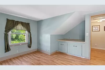 132 Davis Avenue, Cranston, RI 02910 - Photo 26