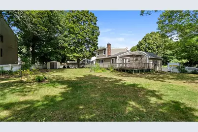132 Davis Avenue, Cranston, RI 02910 - Photo 36