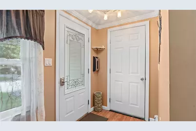 132 Davis Avenue, Cranston, RI 02910 - Photo 22