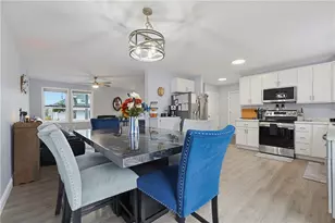 96 Carter Ave, Pawtucket, RI 02861 - Photo 12