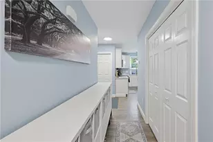 96 Carter Ave, Pawtucket, RI 02861 - Photo 4