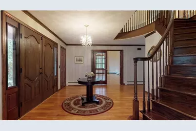 48 Saint George Court, Warwick, RI 02888 - Photo 4