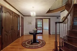 48 St George Ct, Warwick, RI 02888 - Photo 4