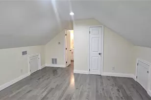 45 Eddy St, Cranston, RI 02920 - Photo 18