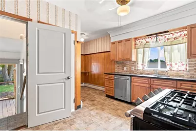 159 Legion Way, Cranston, RI 02910 - Photo 10