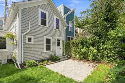 19 Third Street, Newport, RI 02840 - Photo 20