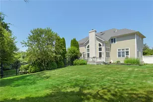 180 Cottontail Dr, Portsmouth, RI 02871 - Photo 12