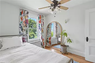 24 Russell Ave, Newport, RI 02840 - Photo 32