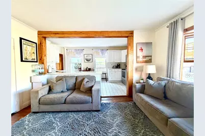 13 Holland Street #1, Newport, RI 02840 - Photo 2