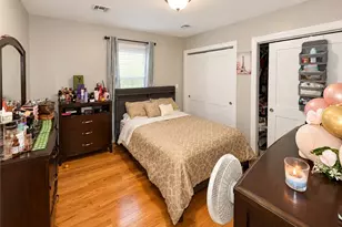 25 Rutland St, Providence, RI 02907 - Photo 16