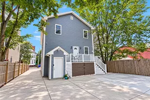 25 Rutland St, Providence, RI 02907 - Photo 2